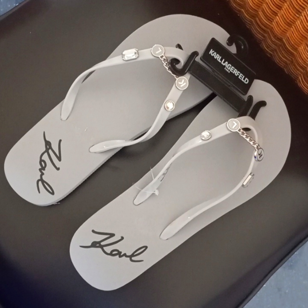 NEW KARL LAGERFELD Flip Flops